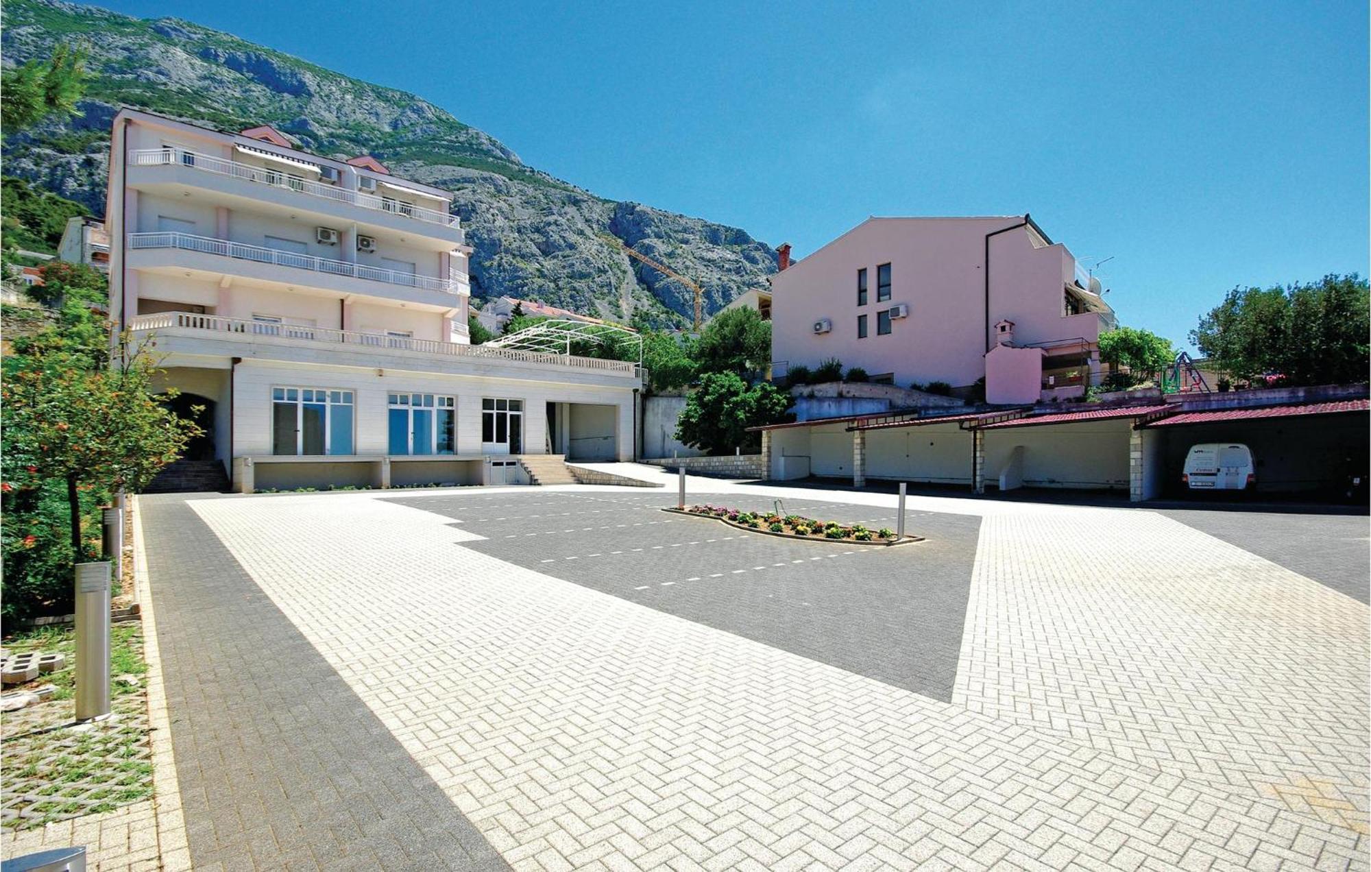 1 Bedroom Stunning Apartment In Makarska Zewnętrze zdjęcie